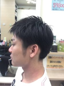 大学生ツーブロック