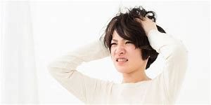 頭皮ニキビが気になる男性