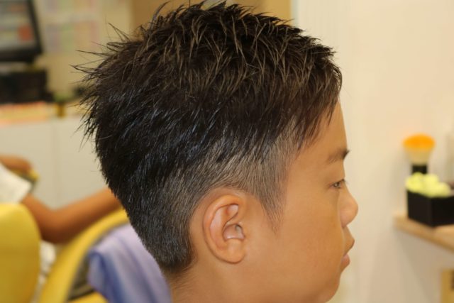 子供に人気ツーブロック髪型25選 小学生男の子 キッズに似合うヘアスタイル サロンセブン