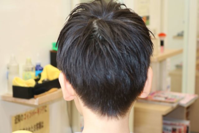 小学生男子のヘアスタイル写真