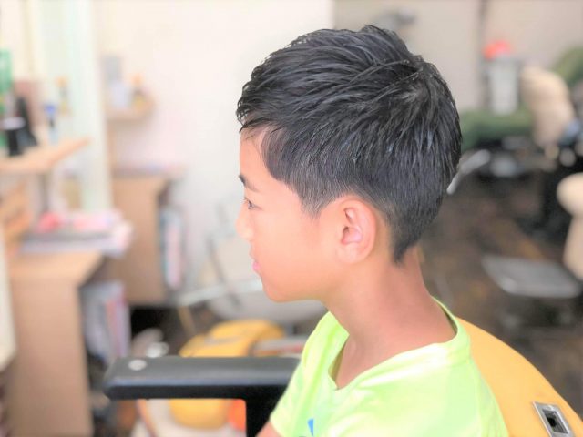 男の子のヘアスタイル写真