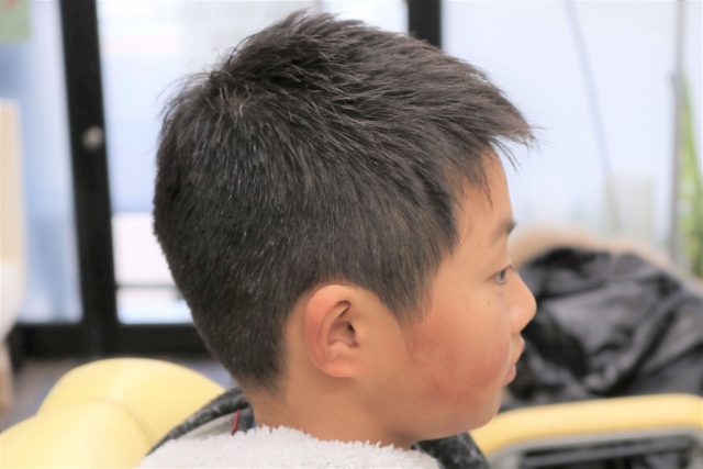 小学生男子のヘアスタイル画像